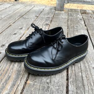 Doc Martens Leather Oxford Shoe W size 9